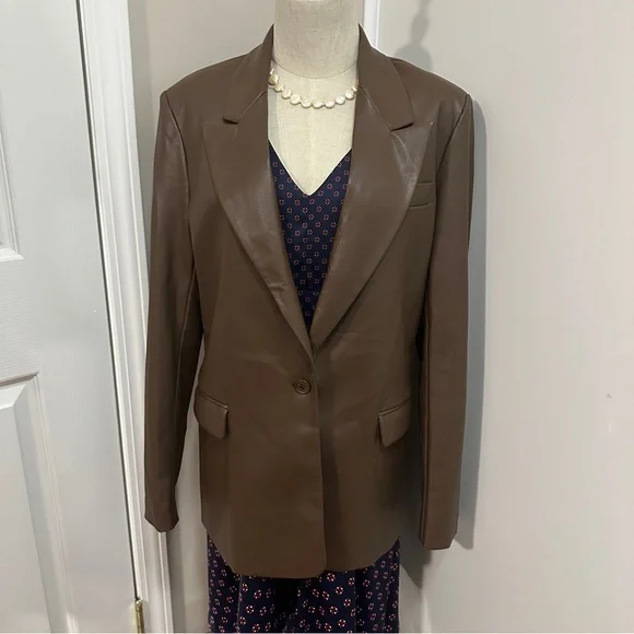 Brown isn’t just a color this year, ~The Drop Women's Classic Brown Blazer - Picture 3 of 14